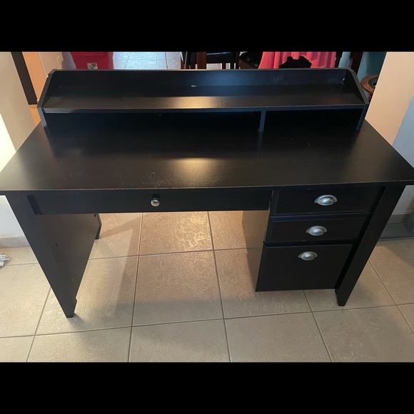 Computer Desk - Picture 1 of 4